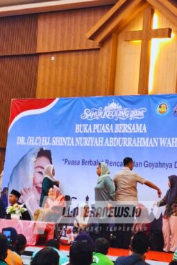 Gereja Jawi Wetan Gelar Buka Puasa Bersama Dan Dihadiri Istri Gus Dur