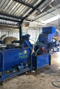 Wujudkan Bali Bersih, PLN UIP JBTB Sulap Sampah Plastik Jadi Peluang Ekonomi di Desa Nyitdah