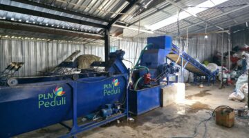 Wujudkan Bali Bersih, PLN UIP JBTB Sulap Sampah Plastik Jadi Peluang Ekonomi di Desa Nyitdah