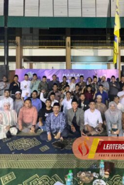 Ratusan Alumni PMII Gelar Acara Halal Bihalal di Aula Yayasan Khadijah Surabaya
