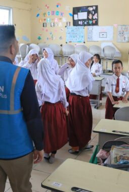 PLN Icon Plus Hadir di Sekolah, Ajak Siswa Jadi Generasi Cerdas Digital