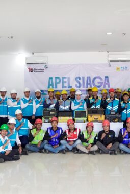 PLN Icon Plus Jatim Gelar Apel Siaga, Pastikan Konektivitas Andal Saat Idul Adha 1447 Hijriah dan Waisak 2570 BE