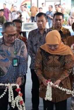 Semangat Hari Lahir Pancasila PLN UIP JBTB dan PLN Grup Jawa Timur Berikan Bantuan ‘Omah Terapiku’ Diresmikan Langsung oleh Gubernur Jawa Timur