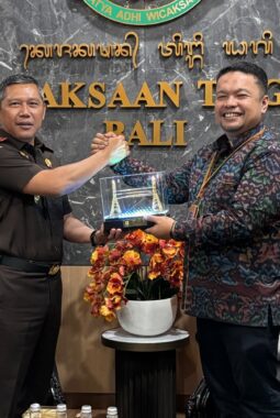PT PLN (Persero) UIP JBTB Gelar Audiensi dengan Kejati Bali, Perkuat Pendampingan Hukum Pembangunan Infrastruktur Kelistrikan di Pulau Dewata