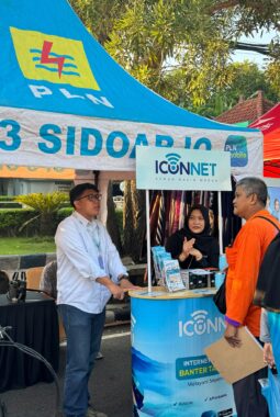 ICONNET Jatim Perkenalkan Promo Gratis Instalasi 6.6 kepada Ribuan Pengunjung Car Free Day Sidoarjo