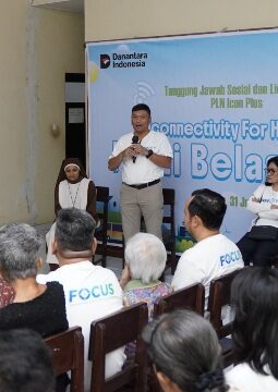 PLN Icon Plus Perkuat Kepedulian Sosial melalui Layanan Kesehatan dan Bantuan Komprehensif bagi Lansia di Malang