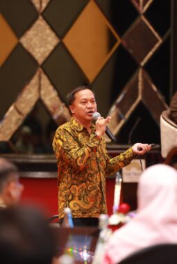 PLN Icon Plus Jatim Perkuat Solusi Digital bagi Pelanggan Industri melalui Customer Gathering KTT 2026 PLN UIT JBM