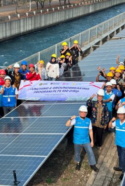 PLN Icon Plus Hadirkan Konektivitas Digital Andal dalam Launching dan Groundbreaking Program PLTS 100 GWp di Jawa Timur