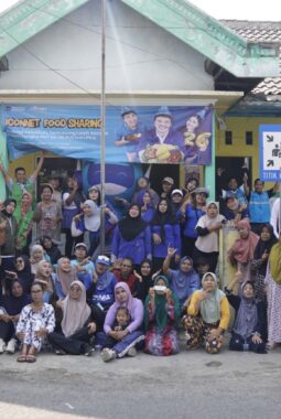ICONNET Jatim Hadirkan Aksi Berbagi dan Layanan Kesehatan Gratis bagi Warga Sidoarjo