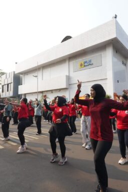 ICONMOVE Warnai HUT ke-26 PLN Icon Plus dengan Semangat Hidup Sehat dan Kepedulian Sosial
